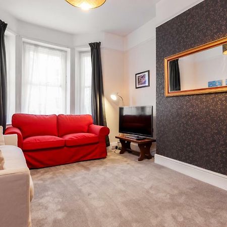 Gorgeous Town Centre Apt With Courtyard Garden Bournemouth Dış mekan fotoğraf